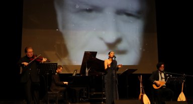 Nâzım Hikmet 124. yaşında Bursa Nilüfer'de konserle anıldı