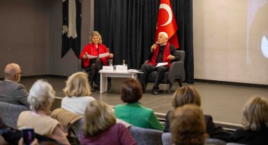 Nazım Hikmet Bornova'da doğum gününde anıldı