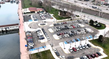 1 Mart Vapur İskelesi Otoparkı'na tam not