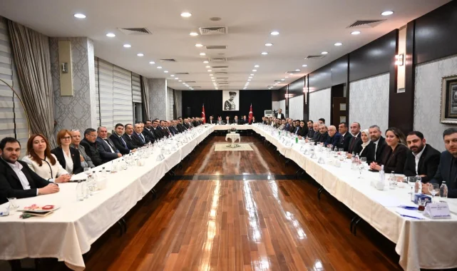 Ankara'da CHP'li 15 Belediye Başkanı'ndan birlik mesajı: Bu masadayız, çünkü sorumluluğumuz var
