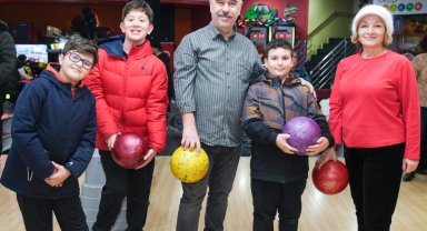 Bilgievleri ve Saygınlar bowling pistinde buluştu