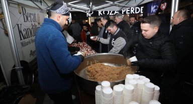 Bursa İnegöl kandil geleneğini sürdürüyor