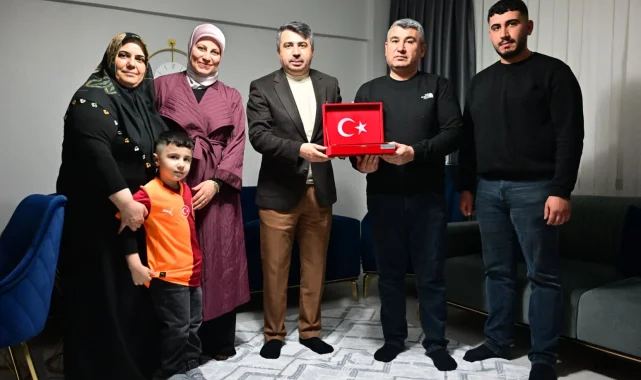 Bursa Yıldırım'da şehit ailesine Ramazan ziyareti