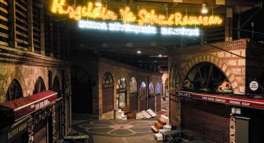 Bursa'da Ramazan'a özel ışıklandırmalar
