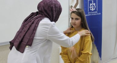 Çocuklarda skolyoz belirtilerine dikkat