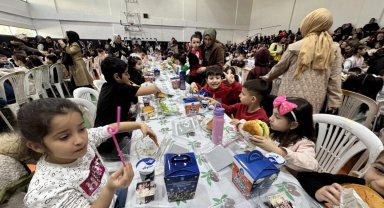 Çorum Belediyesi'nden çocuklara özel tekne orucu iftarı