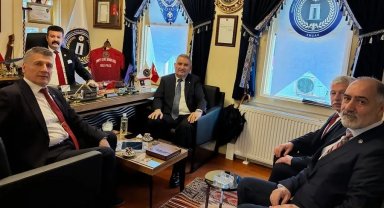 EMSAV'a emekli polis başkanlarından anlamlı ziyaret