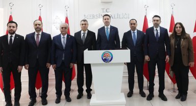 Enerjide yeni sayfa... Bakan Bayraktar Mersin'de