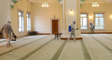 Gaziantep'te camiler mis gibi kokuyor