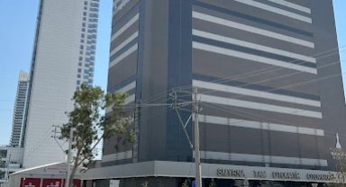 İzmir Büyükşehir açıkladı... Smyrna Otoparkı geçici olarak kepenk indirdi!