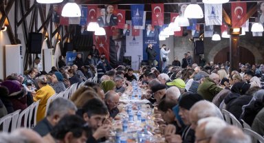 İzmir Büyükşehir Tire'de sofra kurdu