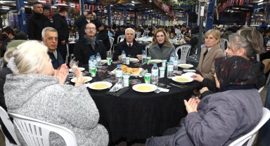 Kardeşlik sofrası Karacabey'de kuruldu