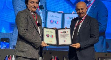 KGK Birleşik Krallık Temsilcisi Vatan Öz'e büyük onur