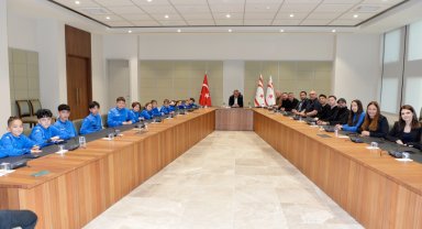 KKTC Cumhurbaşkanı Erhürman, sporcularla buluştu
