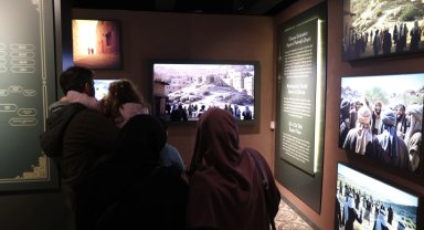 Konya Büyükşehir'in siyer sergisi yoğun ilgi görüyor