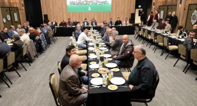 Konya Karatay'da protokol ve muhtarlar iftar sofrasında buluştu