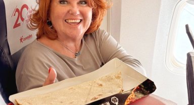 Mangal Lahmacun'a uçak yolcularından büyük ilgi