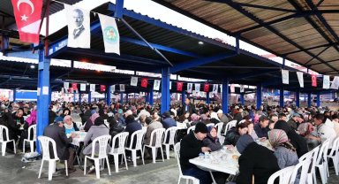 Manisa Büyükşehir'in iftar sofrası Gördes'te kuruldu
