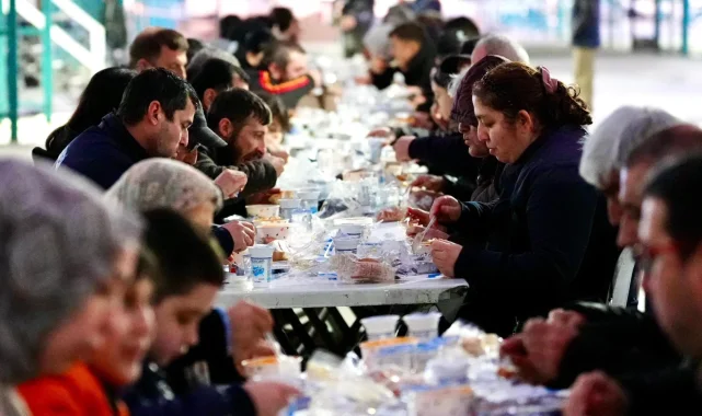Manisa'da Selendililer Derneği iftarında vefa buluşması