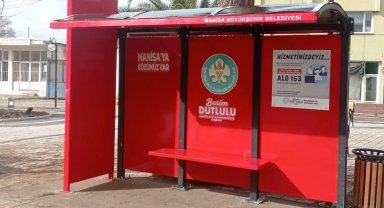 Manisa'da toplu taşıma duraklarına modern dokunuş