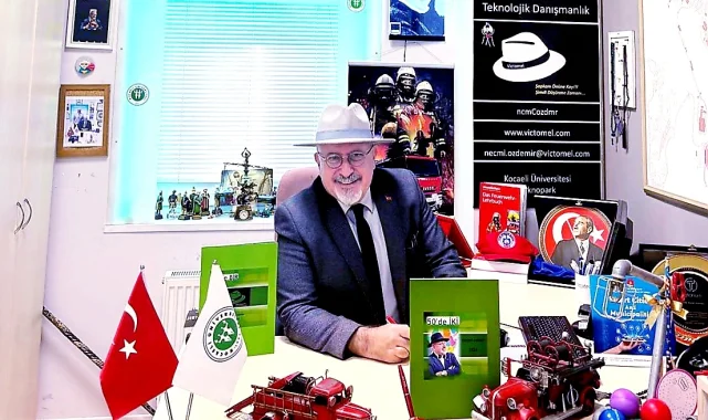 Necmi Özdemir'den 8. eser: "50'de İKİ" kitabı okuyucuyla buluştu