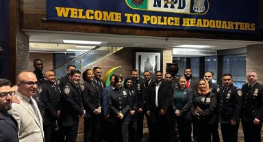 New York Polis Teşkilatı'nda Ramazan hilali yakıldı