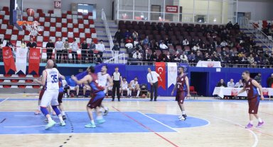 Ağrı Gençlik Spor potada farklı kazandı