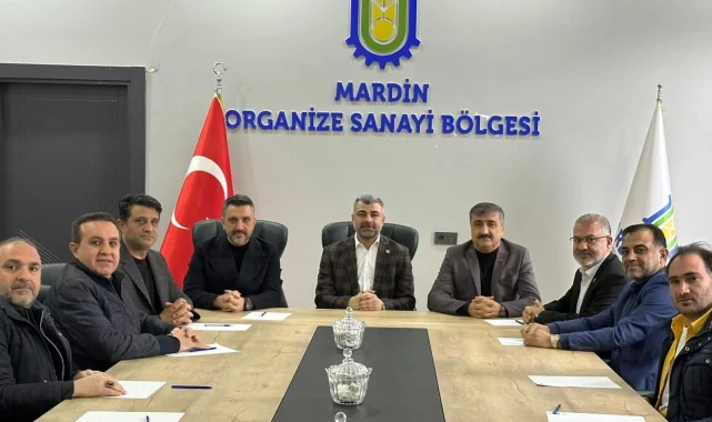 AK Partili Faruk Kılıç tekstilcileri dinledi
