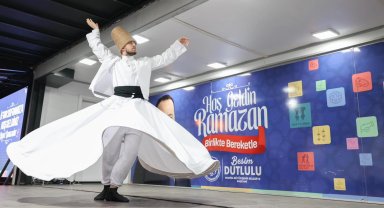 Alaşehirliler Manisa'nın sofrasında Ramazan ruhunu yaşadı