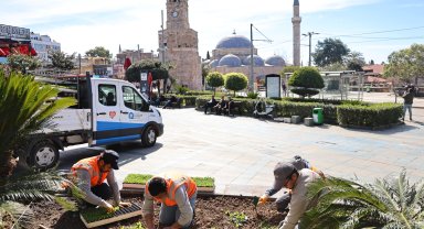 Antalya 4 milyon yazlık çiçekle bahara hazırlanıyor