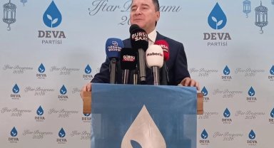 Babacan, Bursa'dan ekonomi ve politika sorunlarını değerlendirdi... Kalıcı barış diplomasiden geçiyor