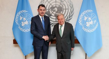 Bakan Kurum'dan BM temsilcileriyle ikili görüşme