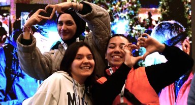 Balıkesir'de 'Avlu Gece Oryantiringi' renkli görüntülere sahne oldu