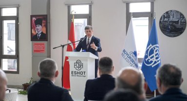 Başkan Tugay'dan ESHOT çalışanlarına moral mesajı
