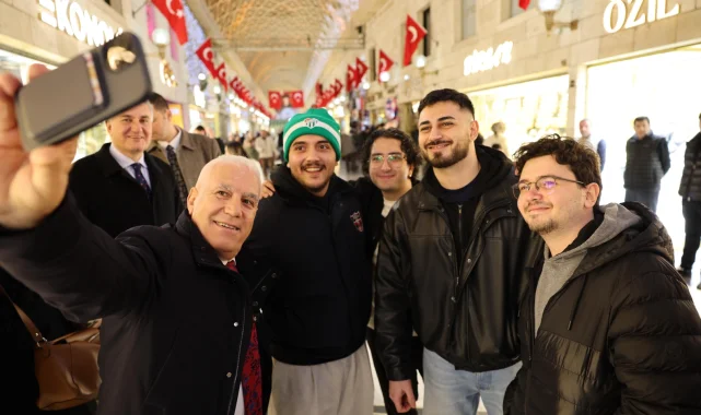 Bozbey çarşı esnafıyla bayramlaştı