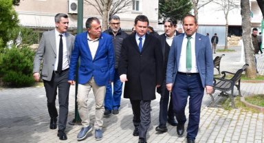 Bursa Osmangazi'de Başkan Aydın mahalle turlarını sürdürüyor