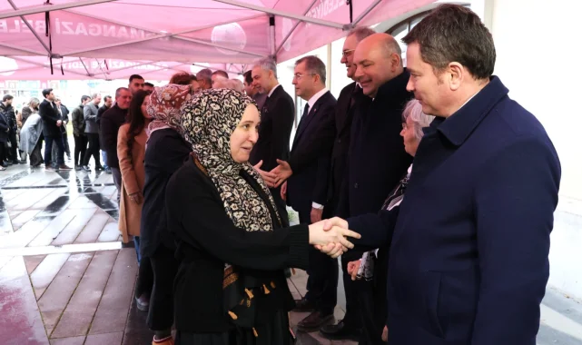 Bursa Osmangazi'de Başkan Aydın personeliyle tek tek bayramlaştı