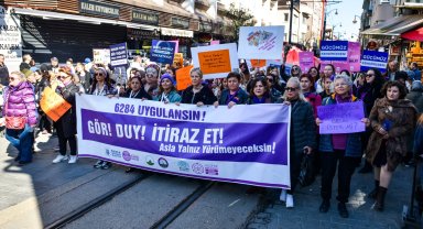 Bursa'da kadınlar eşitlik için yürüdü