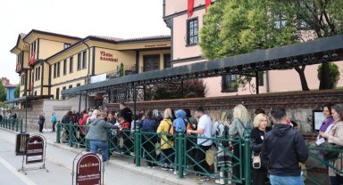 Eskişehir'de müzeler ve parklar doldu taştı