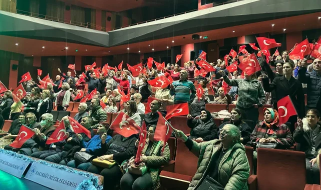 İstanbul Bakırköy'de Çanakkale ruhu türkülerle yaşatıldı