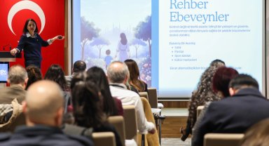 İstanbul Bakırköy'de "Teknolojik Anneler" söyleşisi