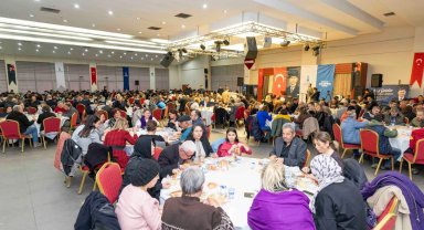 İzmir Büyükşehir bereket sofrasını Ödemiş'e kurdu