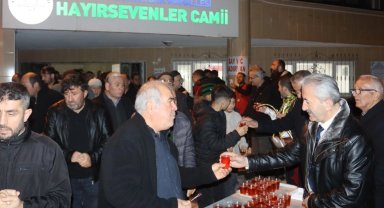 İzmit Belediyesi'nden Alikahya'da teravih ikramı