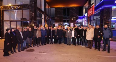 İzmitli esnaflar, Başkan Büyükakın'ı iftarda ağırladı