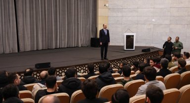 Konya'da Başkan Altay belediye birimlerini ziyaret etti