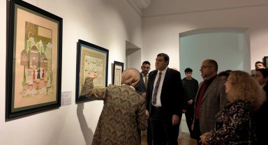 Konya'da Karatay Belediyesi'nden Viyana'da mesnevi sergi