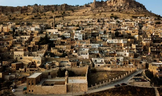 Mardin halkı ramazanda su çilesi çekiyor