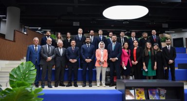 Memduh Büyükkılıç gençlerle buluştu