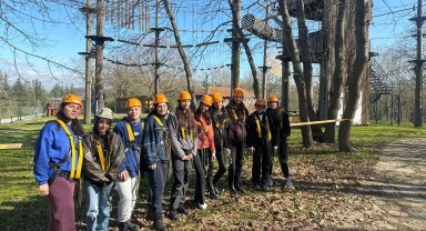 Sakaryalı gençler Macera Park'ta kamp deneyimi yaşadı