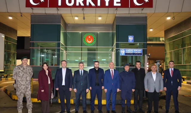 Sarp Sınır Kapısı'nda dostluk sofrası kuruldu